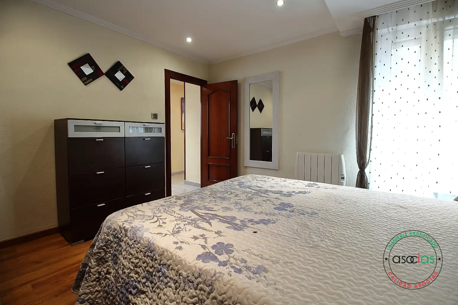 Piso en venta en Gijón - C/ Sol, Perchera