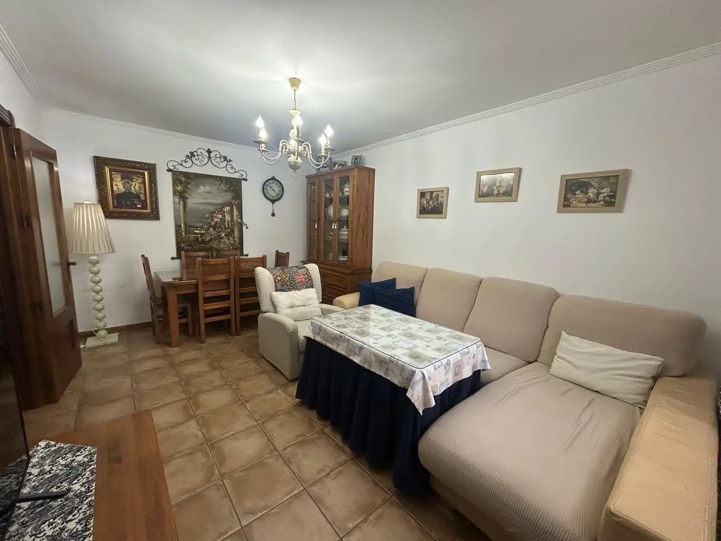 Sala d'estar de Casa o xalet en venda en Los Palacios y Villafranca