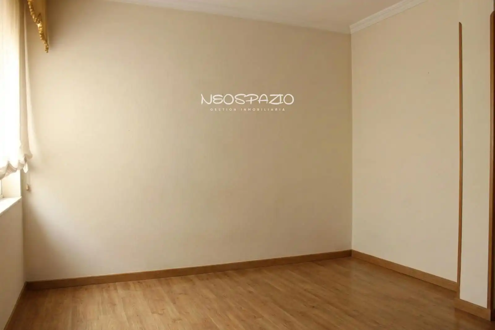Pis en venda en Lugo amb Calefacció, Parquet i Terrassa