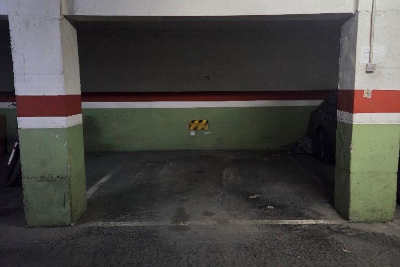 Photo 1 of Garage to rent in Carrer del Pare Tomàs de Montañana, 6, Camí Fondo, Valencia