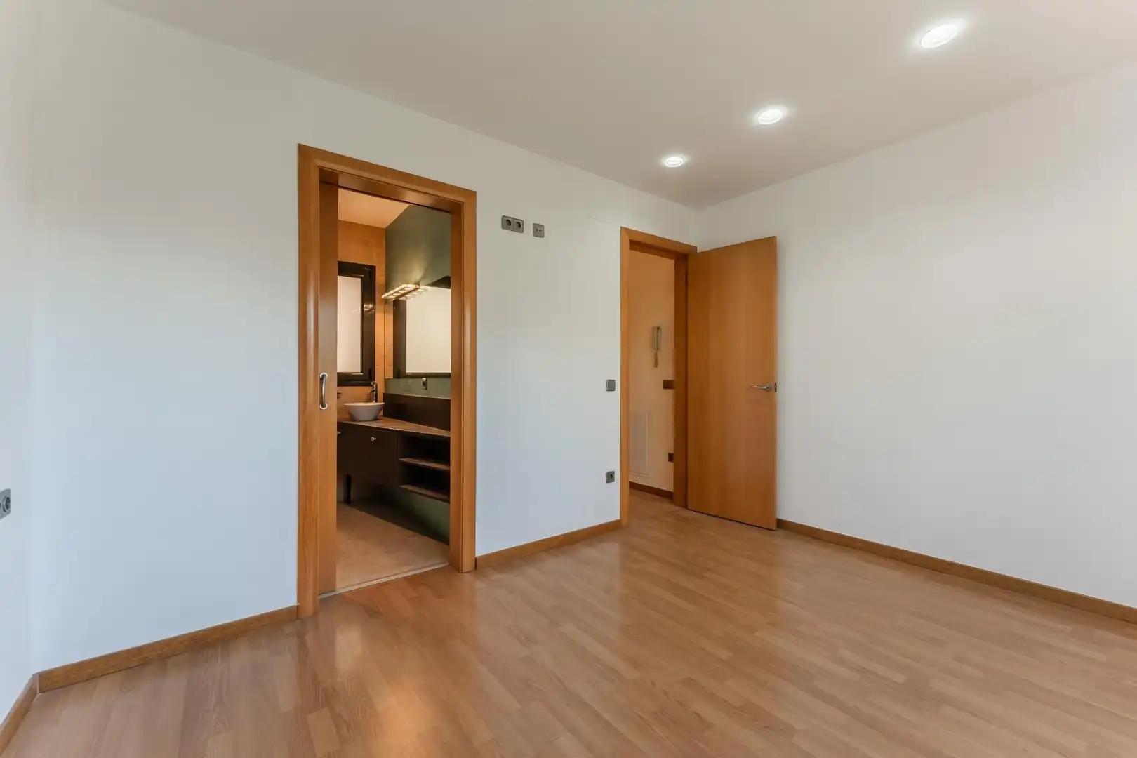 House with garden for sale in Anselm Clave (Calle) 10, imagen 22