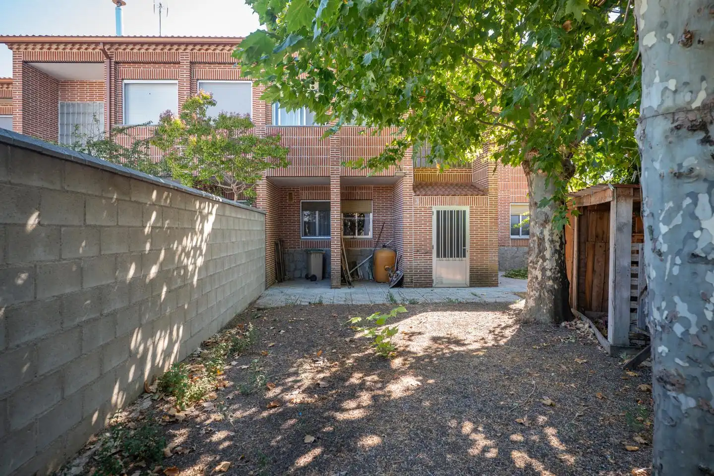 Vista exterior de Casa o chalet en venta en Pajares de Adaja, Ávila