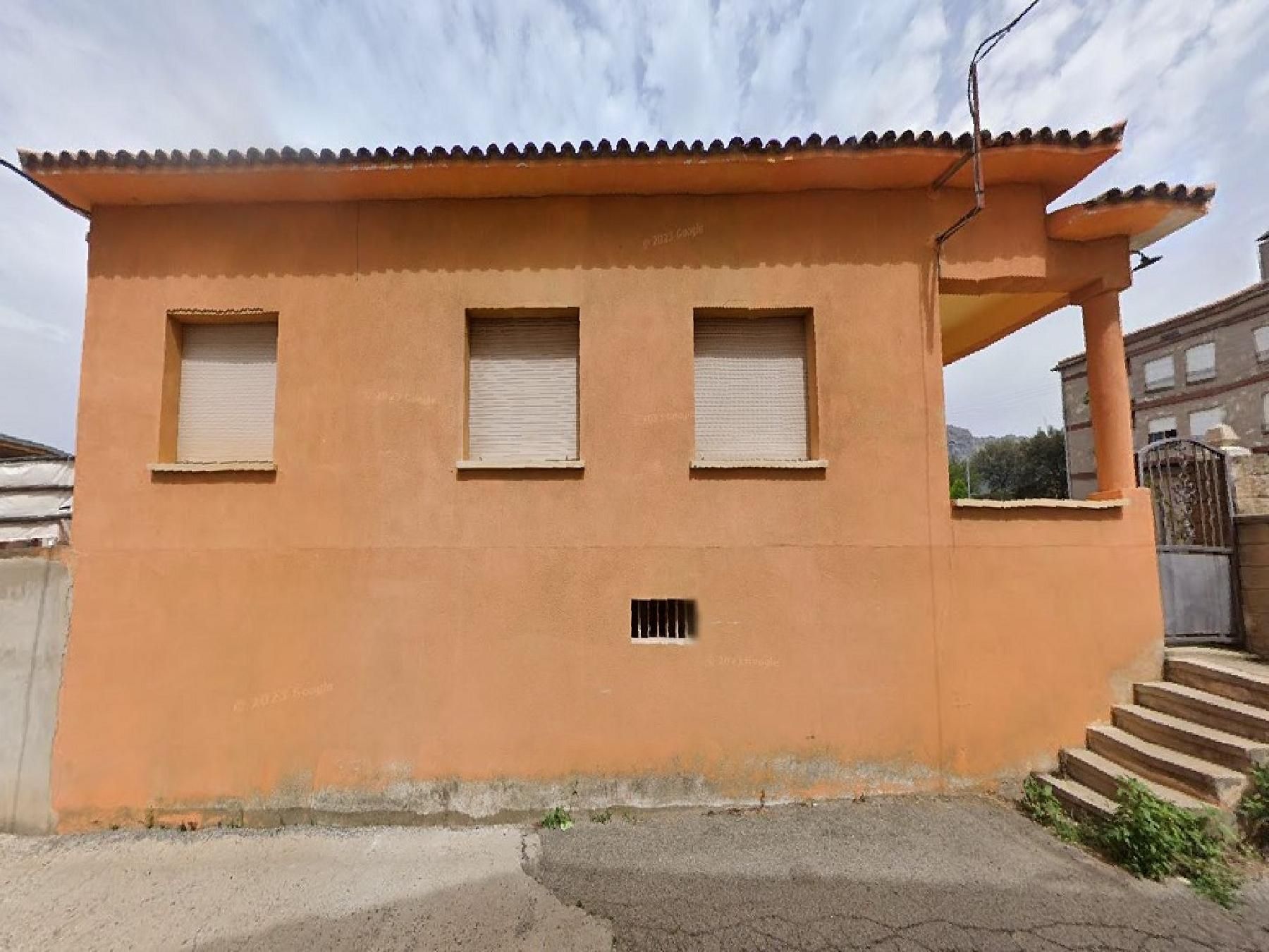 Exterior view of House or chalet for sale in Oliana