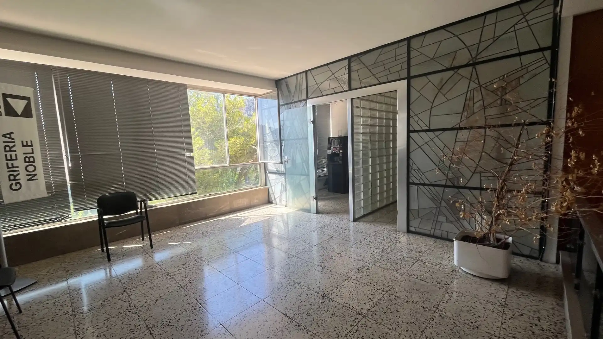 Edificio en venta en Cervelló