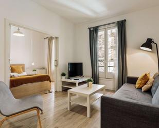 Bedroom of Apartment to share in  Barcelona Capital  with Air Conditioner and Terrace