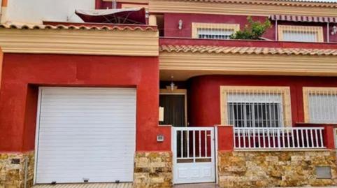 Foto 2 de Casa adosada en venda a  Meseguer, Centro, Los Alcázares