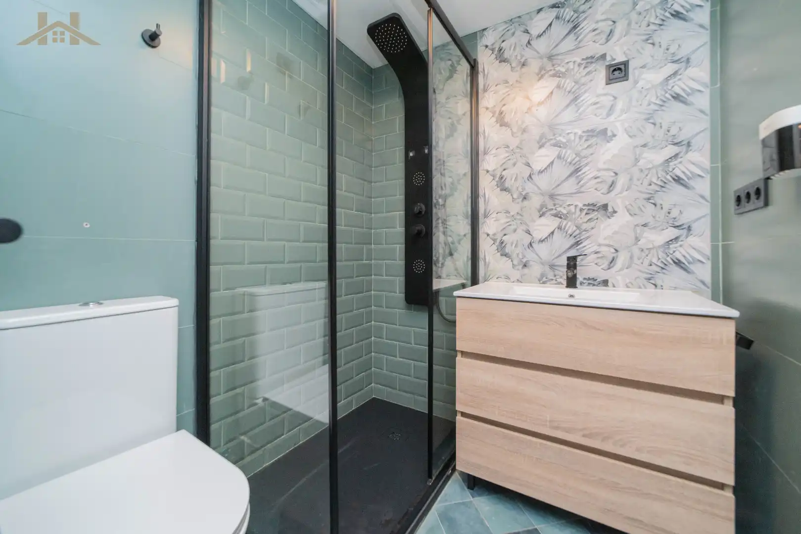 Badezimmer von Dachboden zum Verkauf in Las Rozas de Madrid