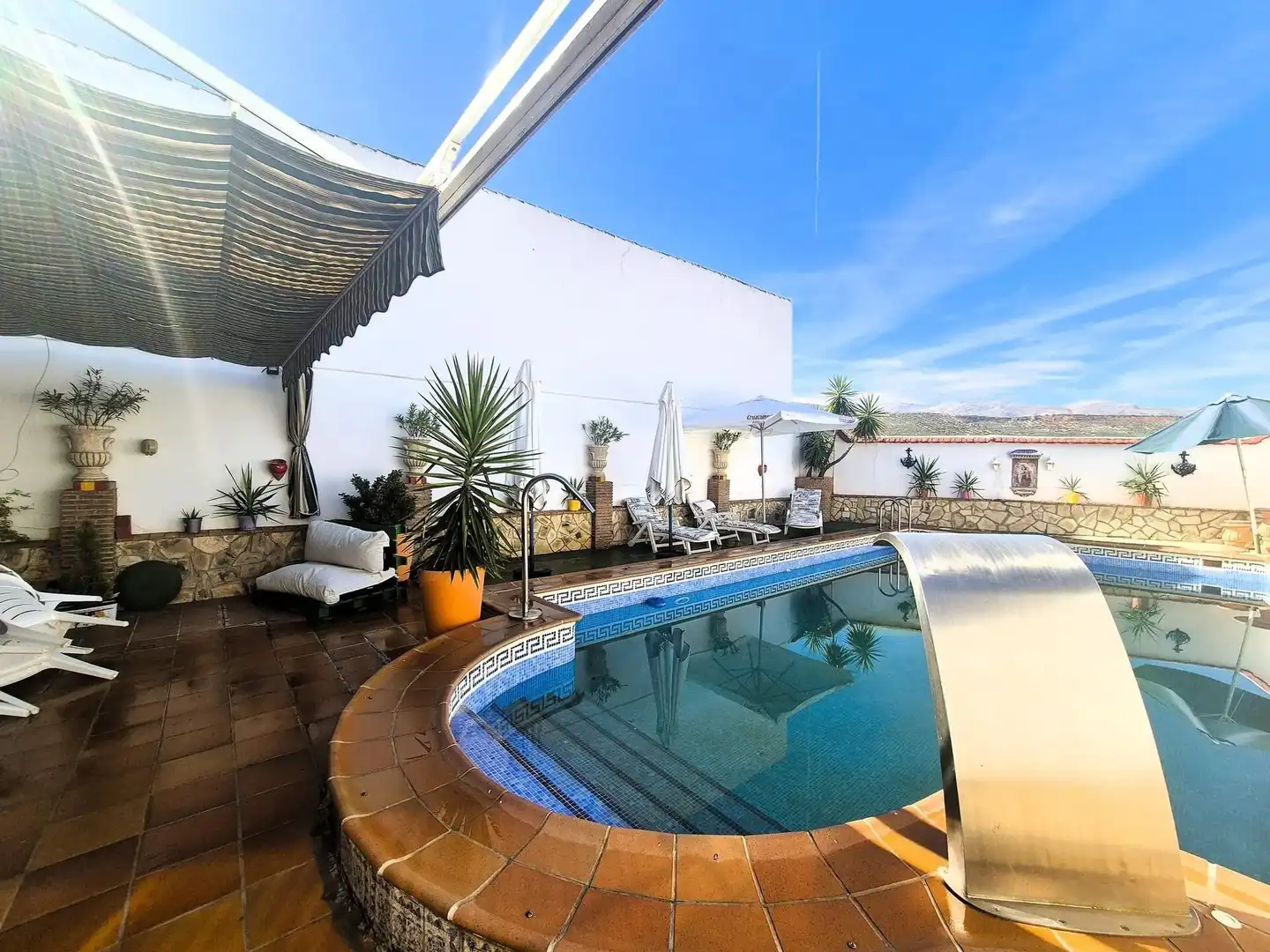 House with pool for sale in Salar