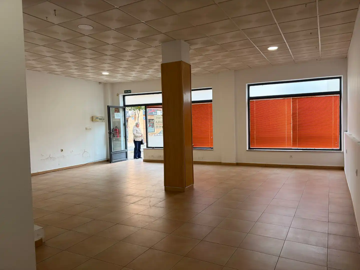 Gewerbefläche zur Miete in Calle Sor Valentina Mirón, imagen 3