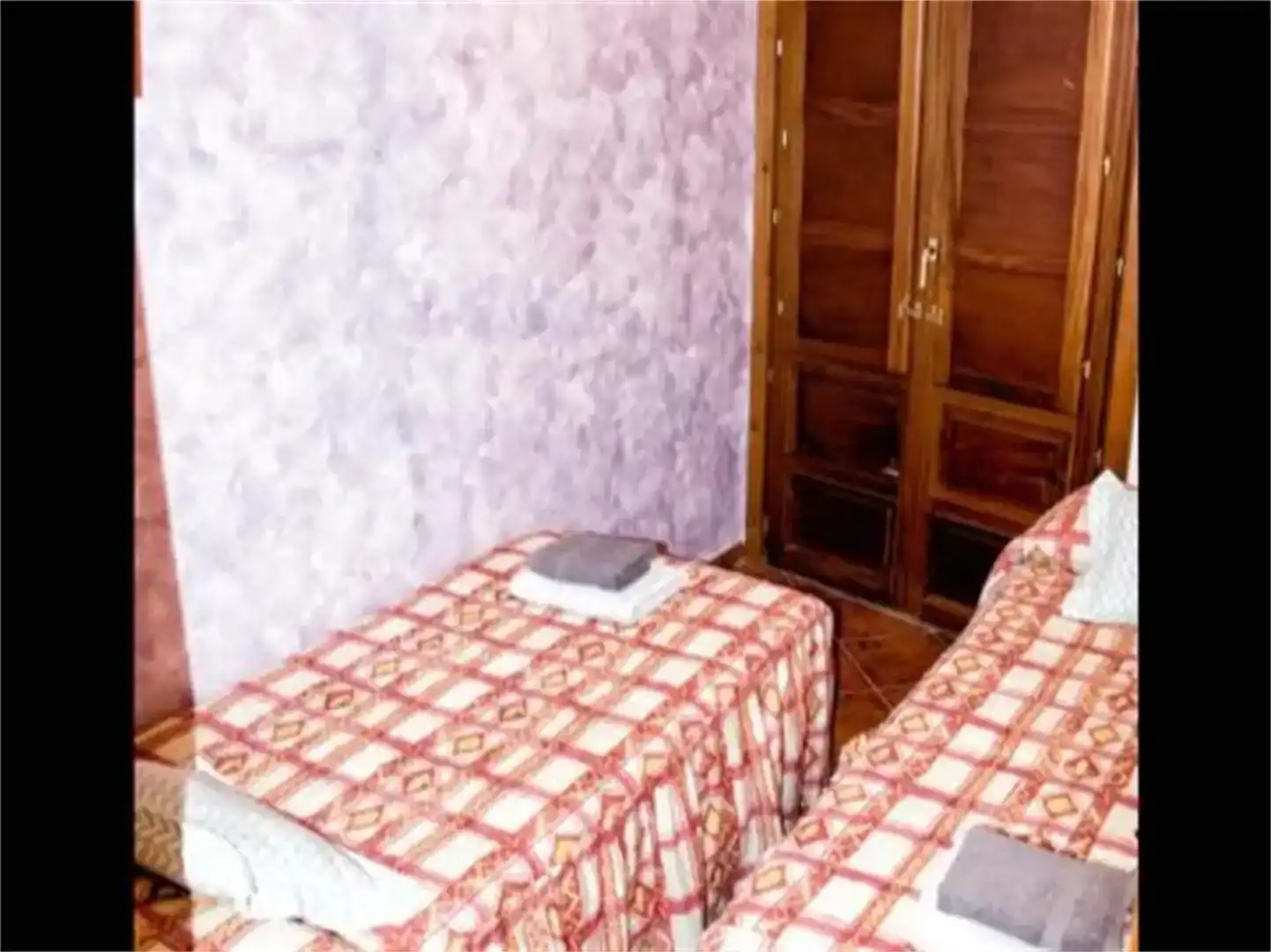 Dormitori de Casa o xalet en venda en Guisando amb Traster, Moblat i Balcó