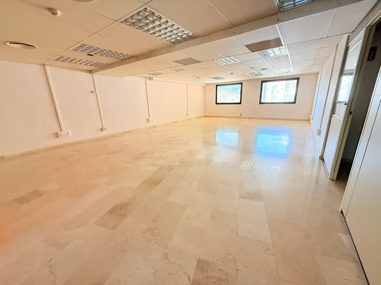 Office for rent in  Palma de Mallorca  with Air Conditioner, Heating and Internet