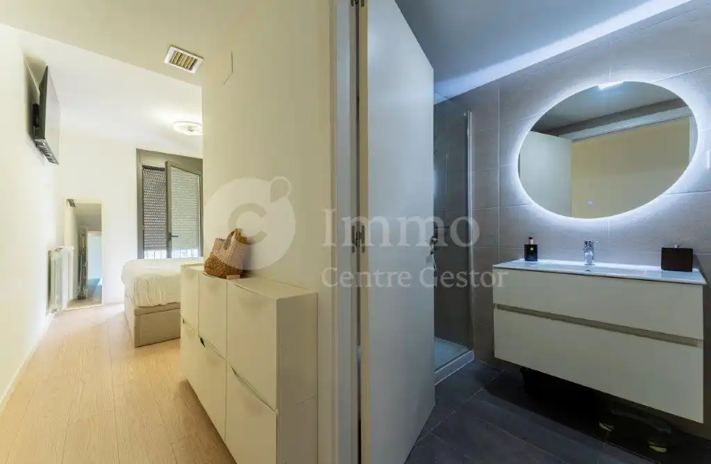 Baño de Ático en venta en Lleida con Aire acondicionado, Calefacción y Parquet