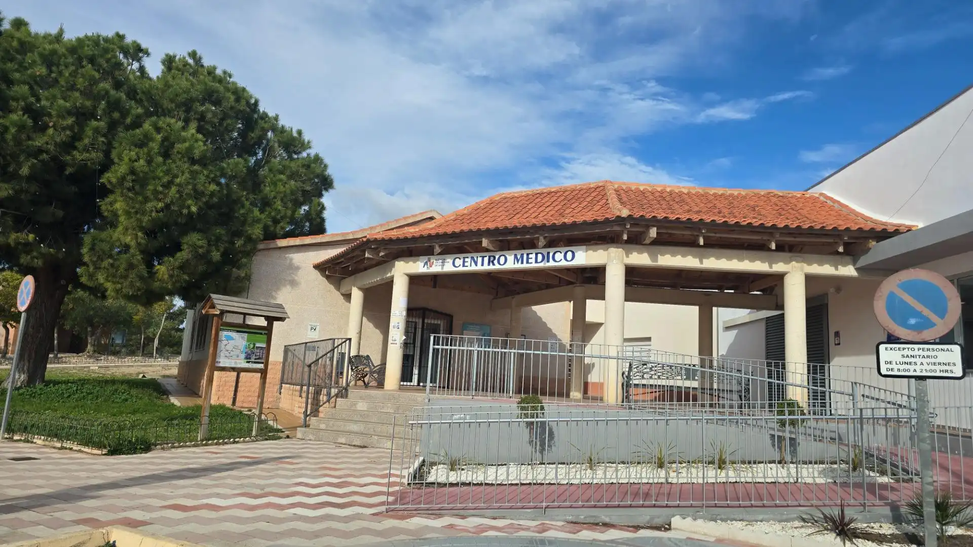 Vista exterior de Casa adosada en venta en San Fulgencio con Aire acondicionado, Calefacción y Terraza