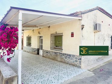 House for sale in Pedanías Centro