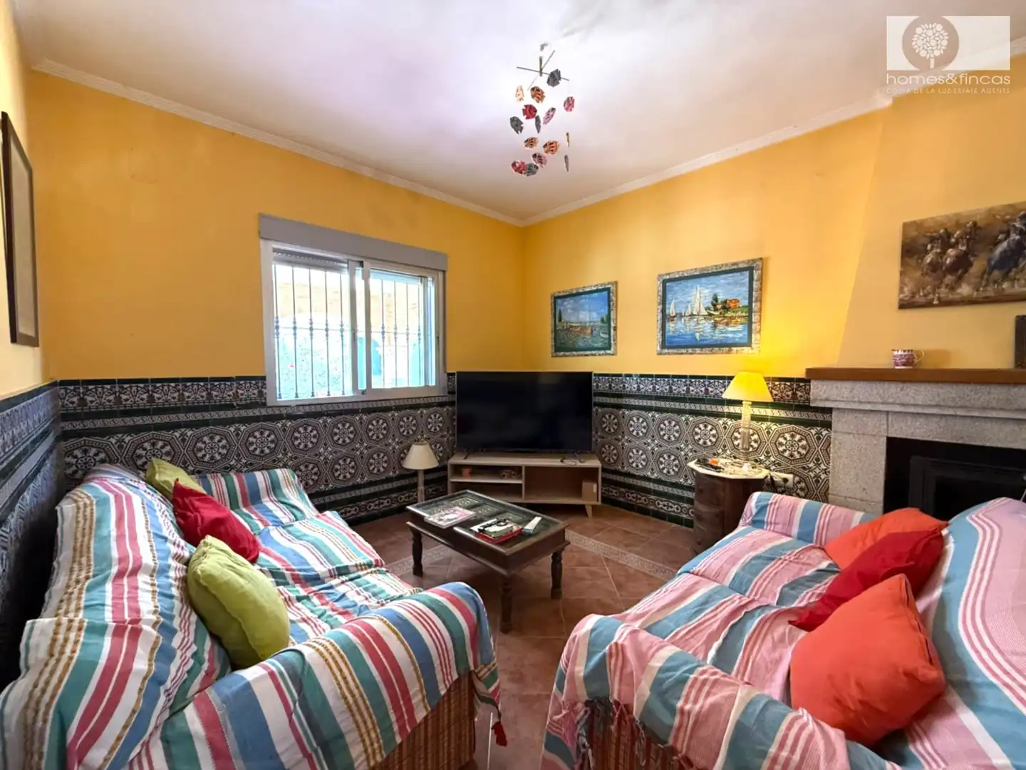 Living room of Houses for sale in Islantilla  with Private garden, Swimming Pool and Oven