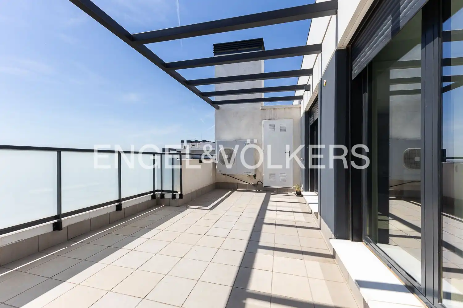 Terraza de Ático de alquiler en Valencia con Aire acondicionado, Calefacción y Trastero