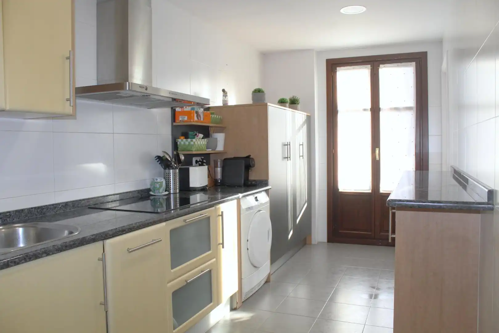 Cocina de Piso en venta en Tolosa con Parquet, Amueblado y Balcón