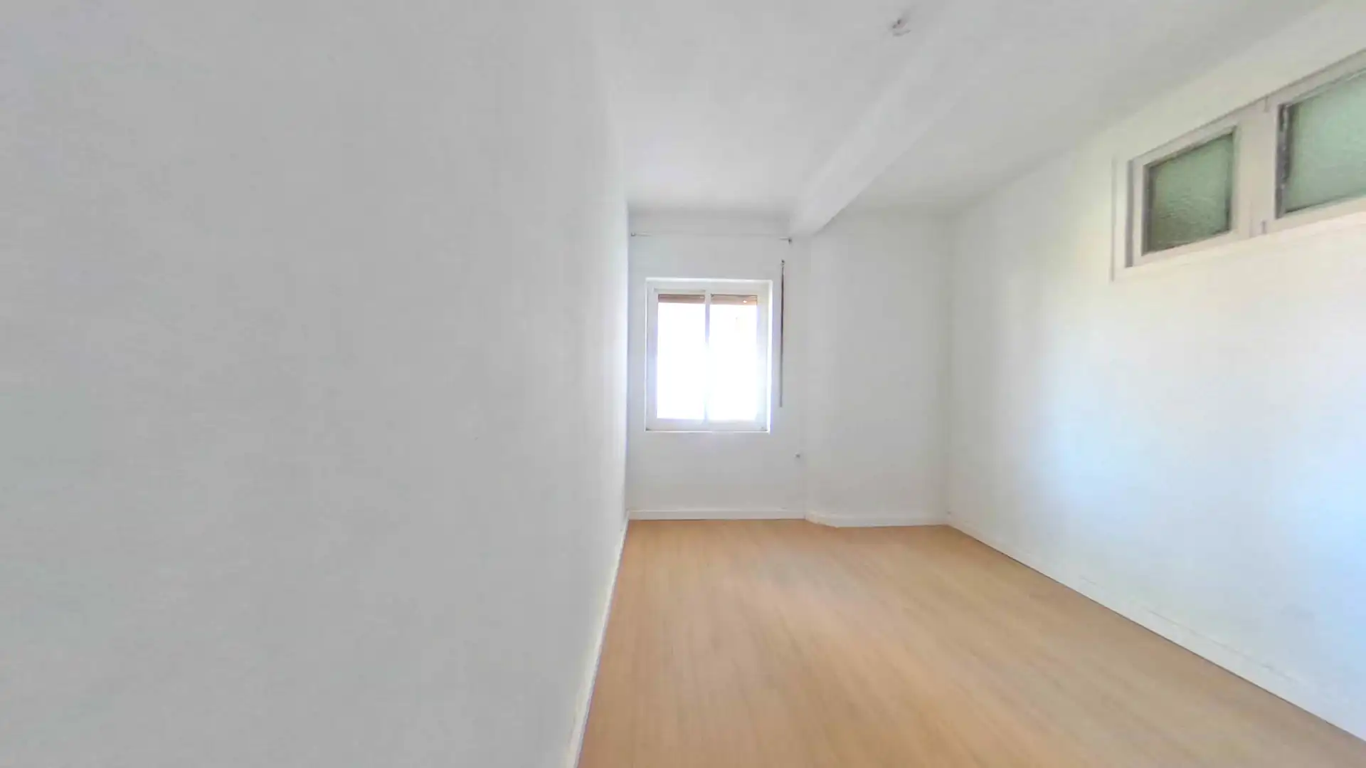 Habitación de Piso en venta en Plasencia con Horno y Balcón