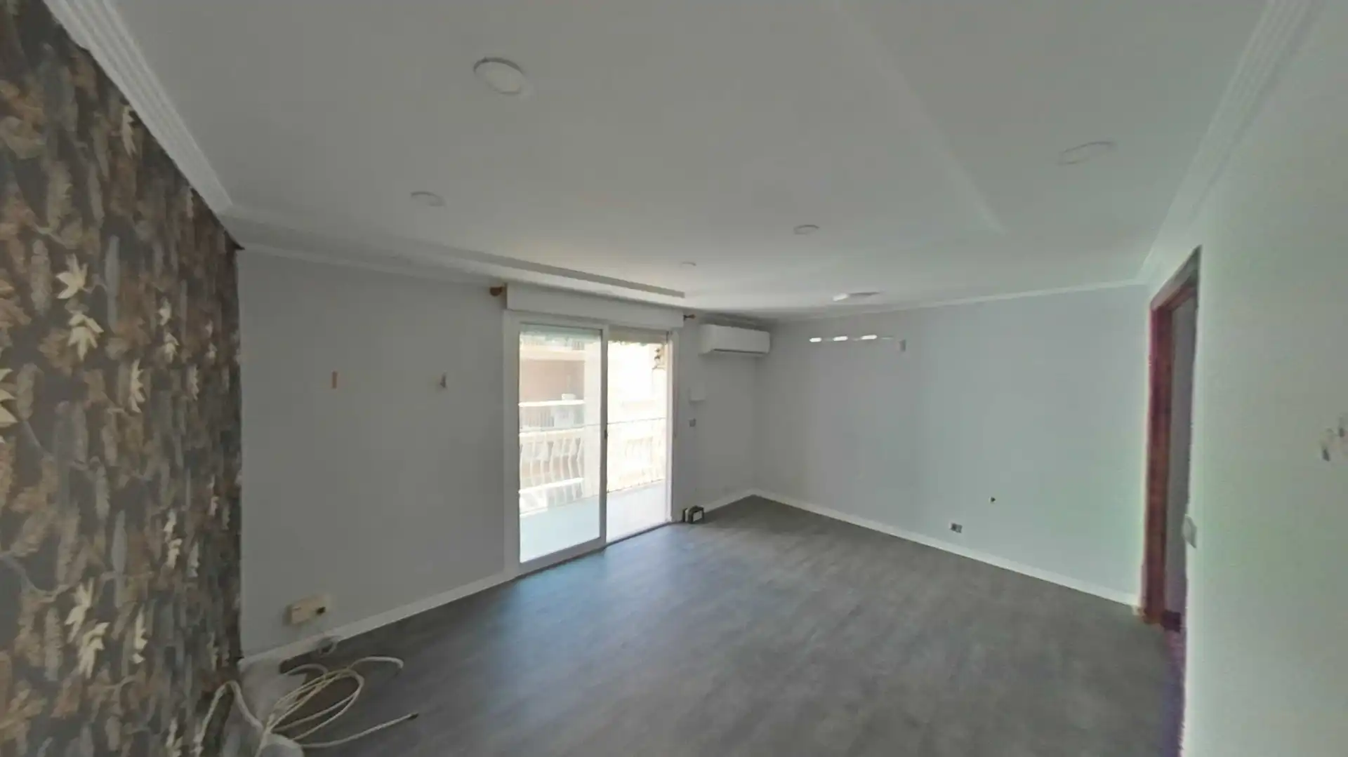 Wohnung zum Verkauf in Cullera mit Balkon