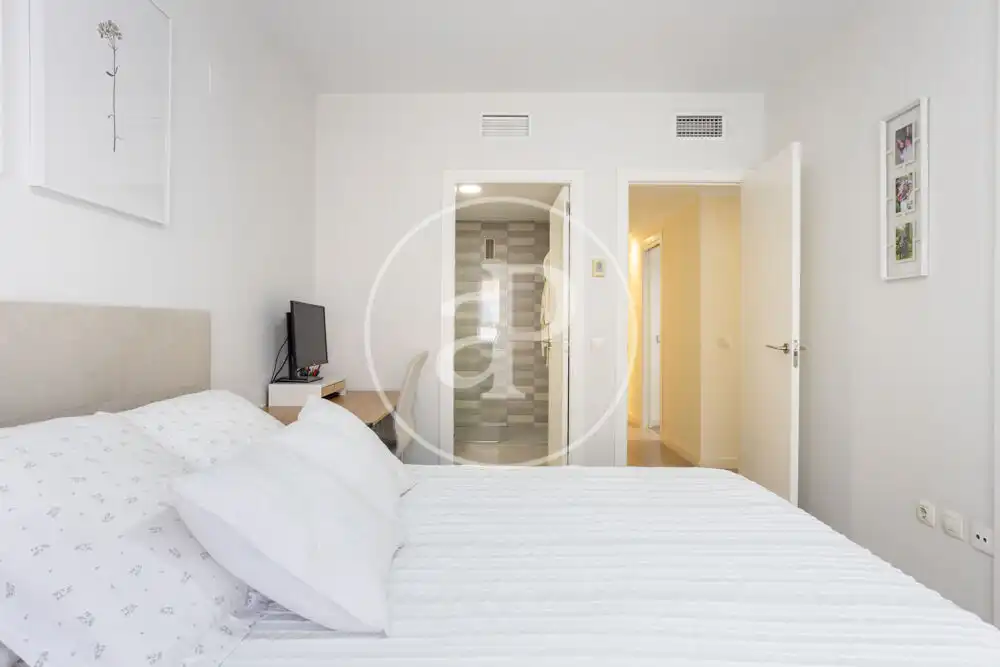 Bedroom of Flat for sale in Valencia  with Air Conditioner, Heating and Private garden