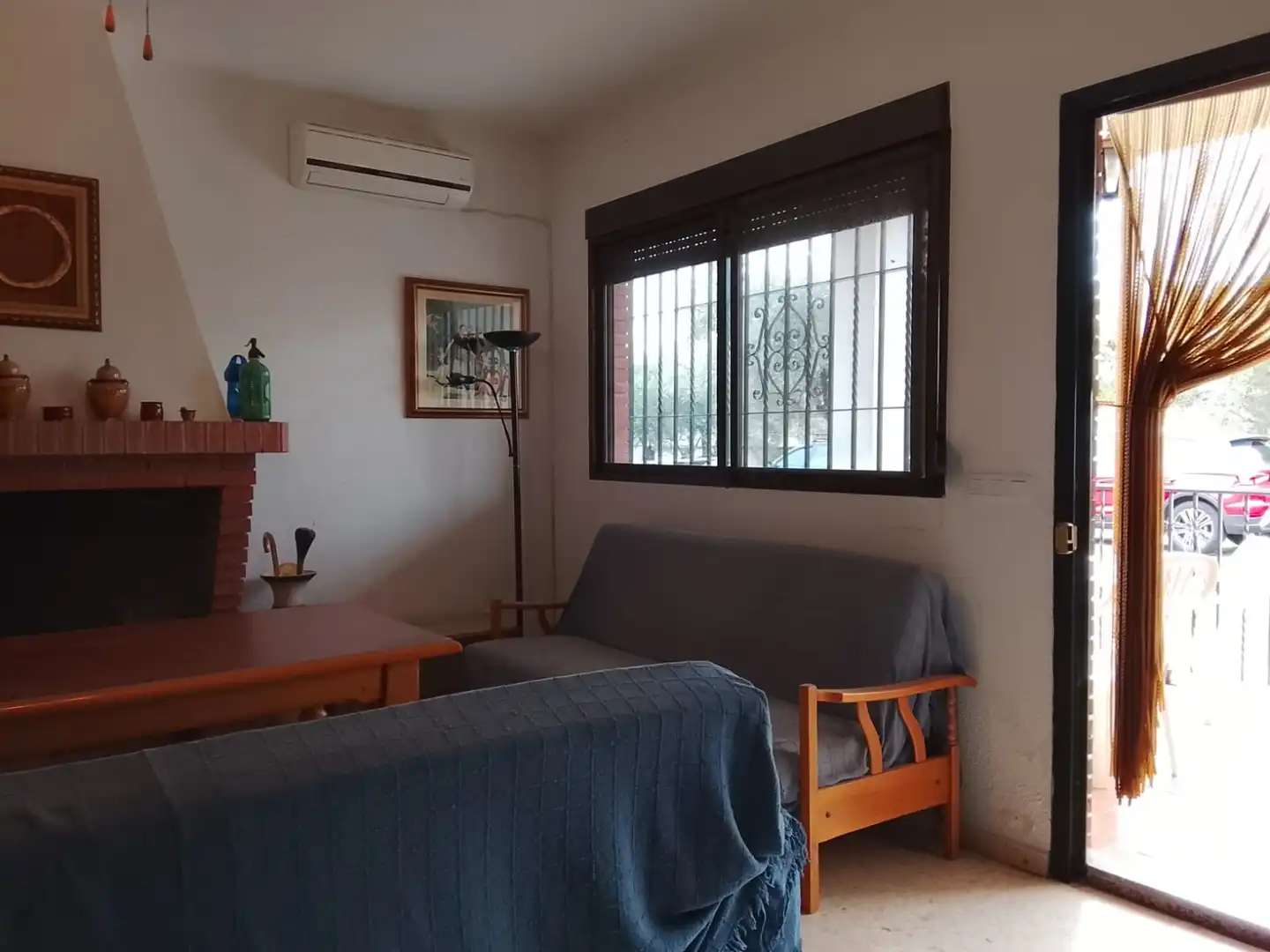 Dormitori de Finca rústica en venda en Córdoba amb Aire condicionat, Calefacció i Jardí privat