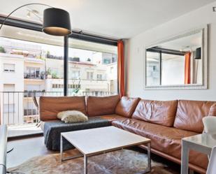 Exterior view of Apartment to rent in  Barcelona Capital  with Air Conditioner, Heating and Furnished