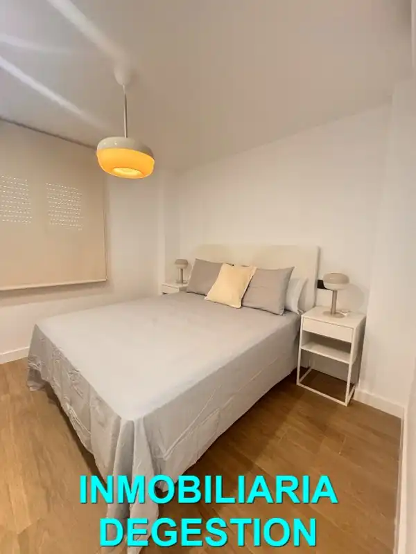 Schlafzimmer von Wohnung zur Miete in Linares mit Klimaanlage, Heizung und Möbliert