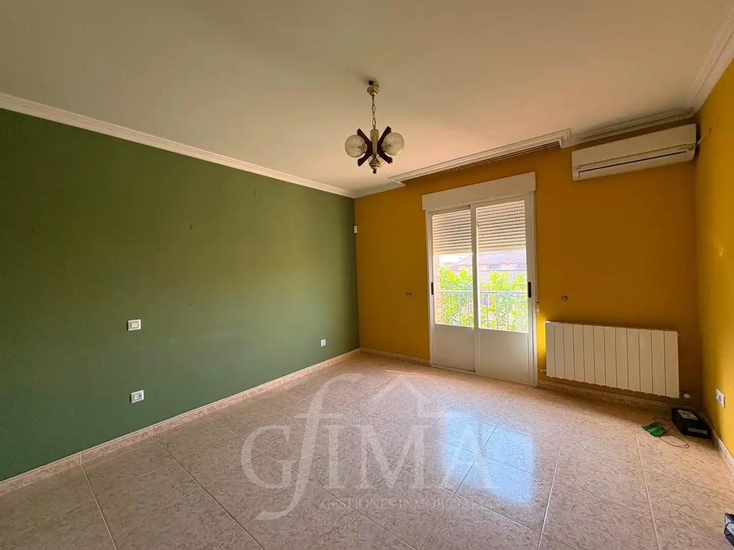 Sala d'estar de Casa adosada en venda en Alcolea de Calatrava amb Calefacció