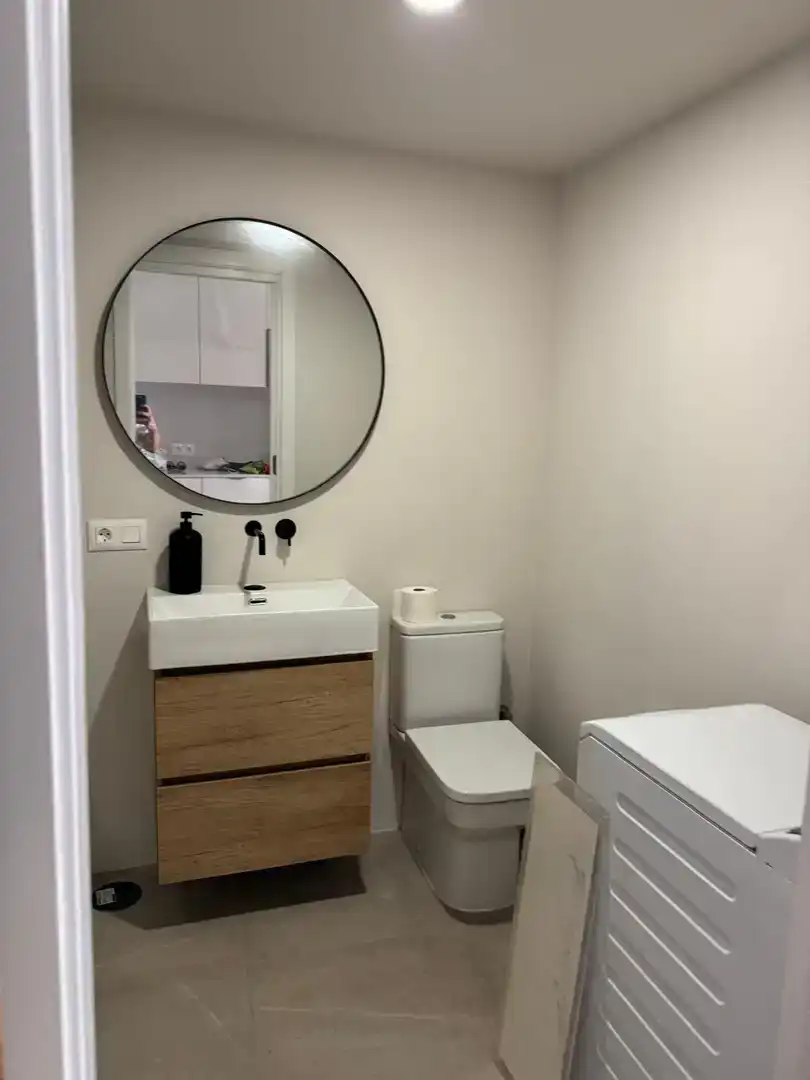 Baño de Estudio de alquiler en Arona con Aire acondicionado, Jardín privado y Piscina