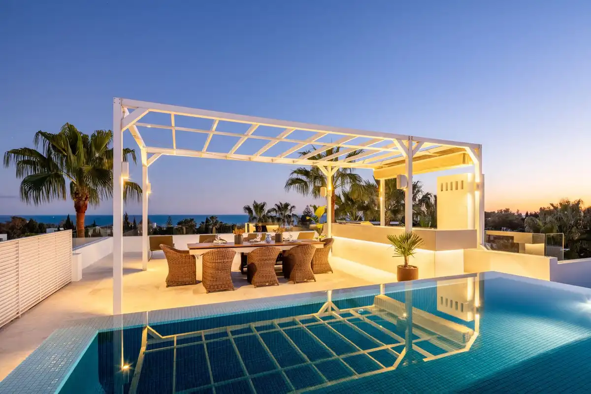 Chalet con piscina en venta en Milla de Oro, imagen 30