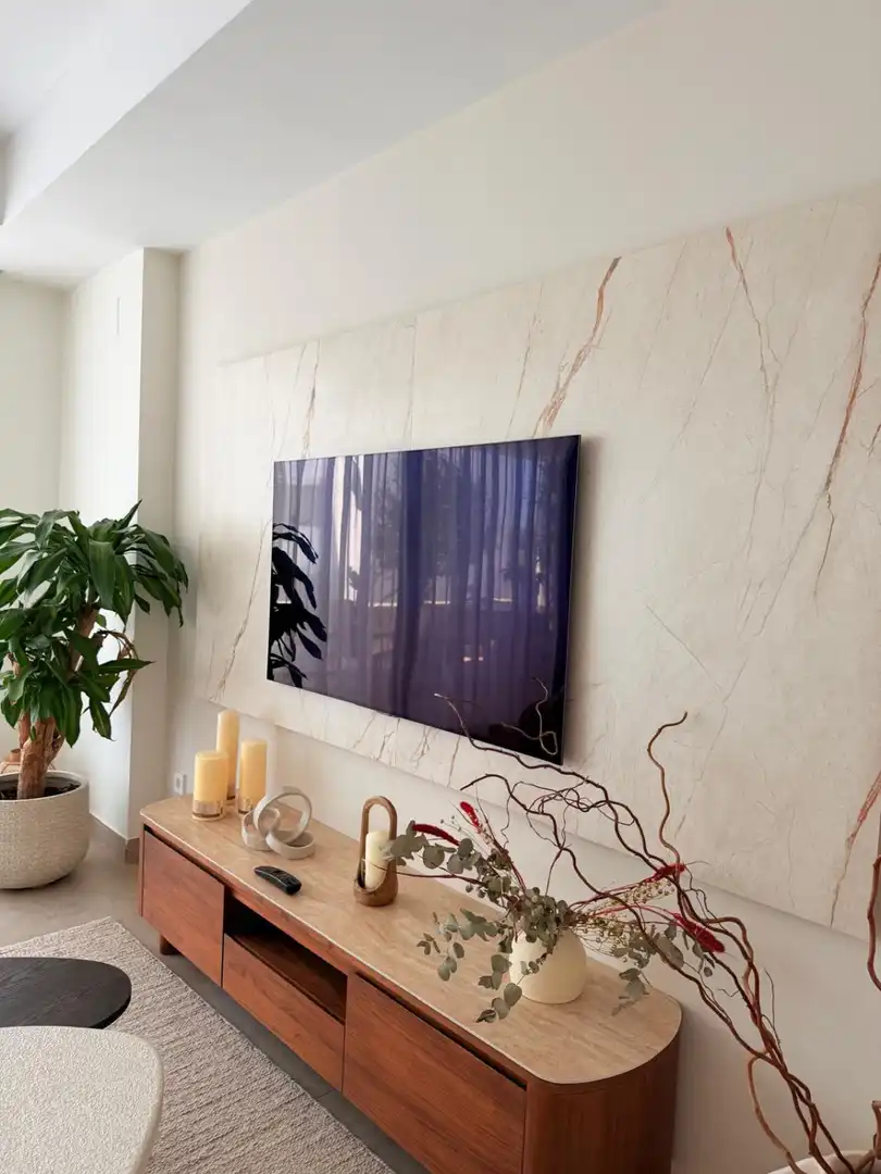 Living room of Flat for sale in Estepona  with Air Conditioner, Heating and Terrace