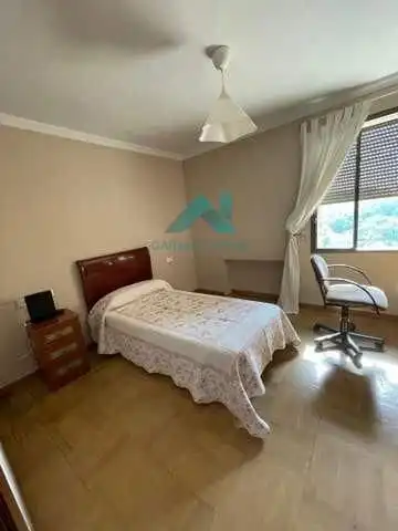 Habitación de Piso de alquiler en Sevilla con Aire acondicionado, Calefacción y Jardín privado