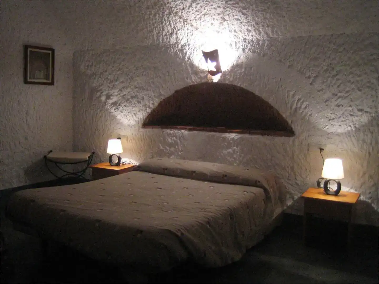 Bedroom of Flat for rent in Cortes y Graena  with Private garden, Furnished and Balcony