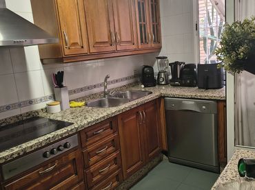 Appartamento con balcone in vendita a AVENIDA ANDALUCIA