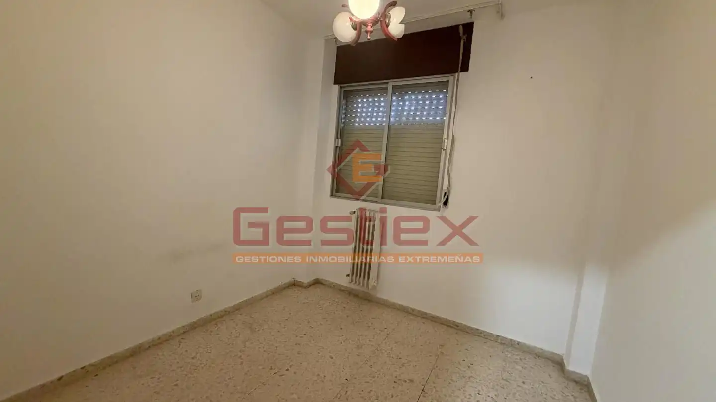 Flat with lift for sale in Avenida de San Antonio, imagen 4