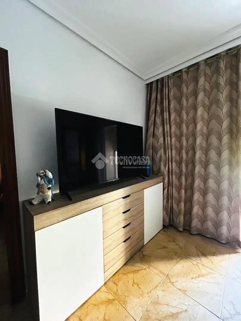 Sala d'estar de Pis en venda en Sur