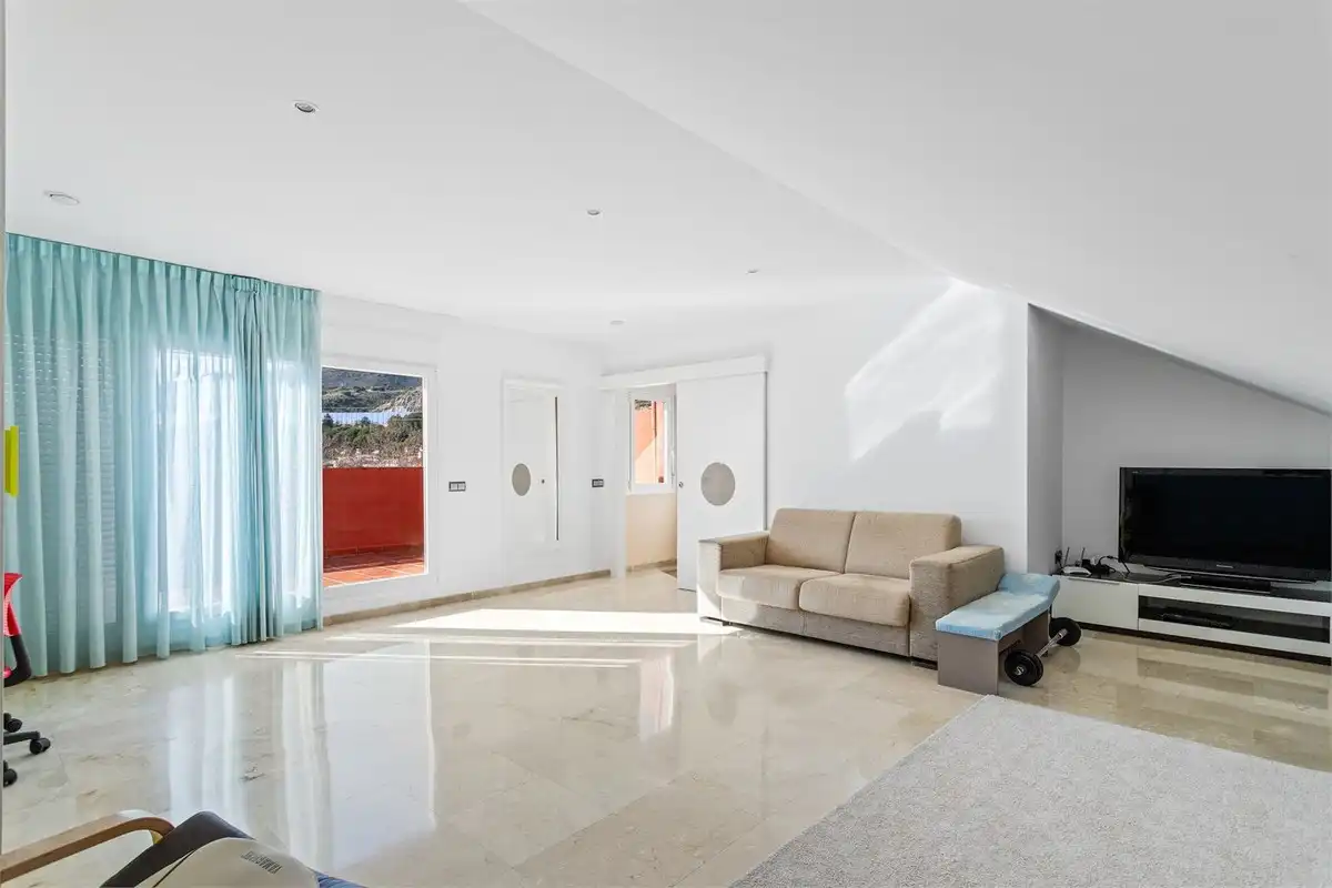 Sala de estar de Casa adosada en venta en Benalmádena con Amueblado