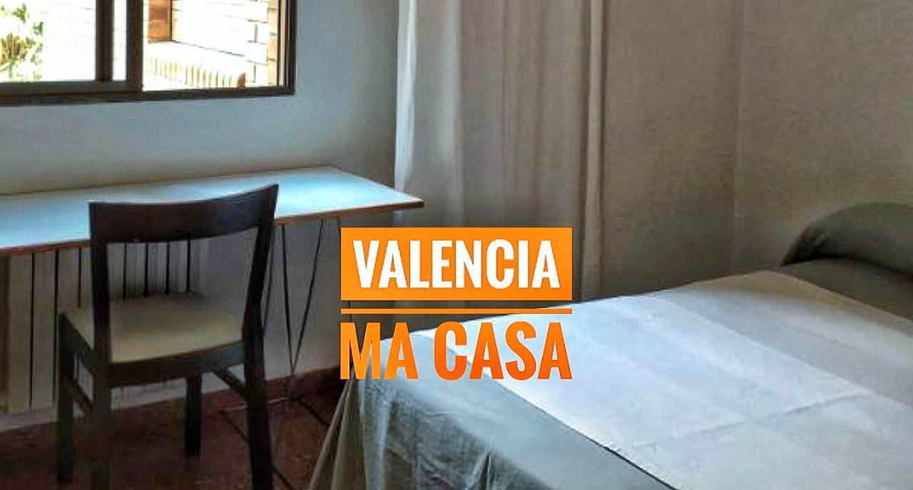 Bedroom of Flat to rent in  Valencia Capital  with Air Conditioner, Heating and Terrace