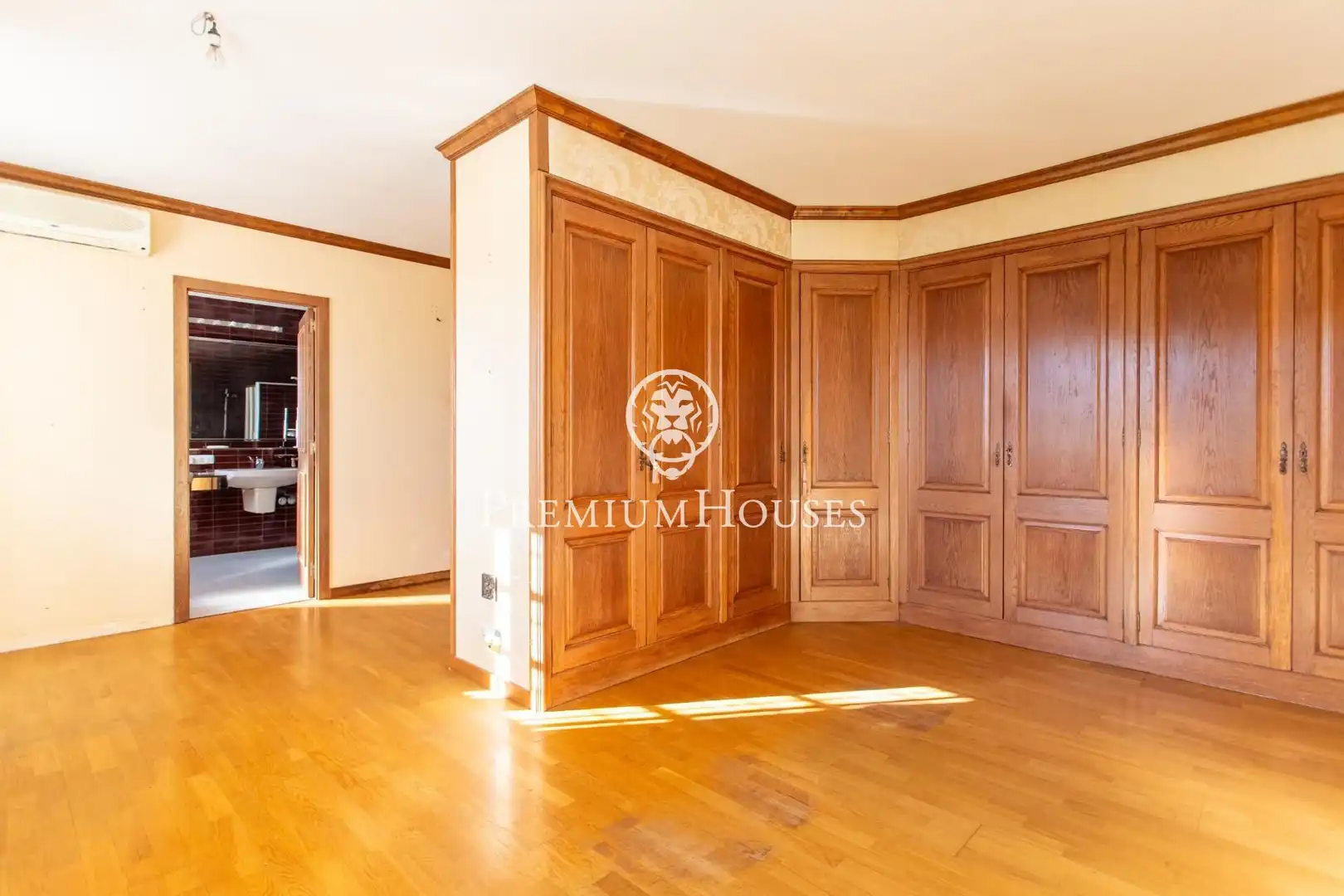 Schlafzimmer von Haus oder Chalet zum Verkauf in Argentona mit Parkett