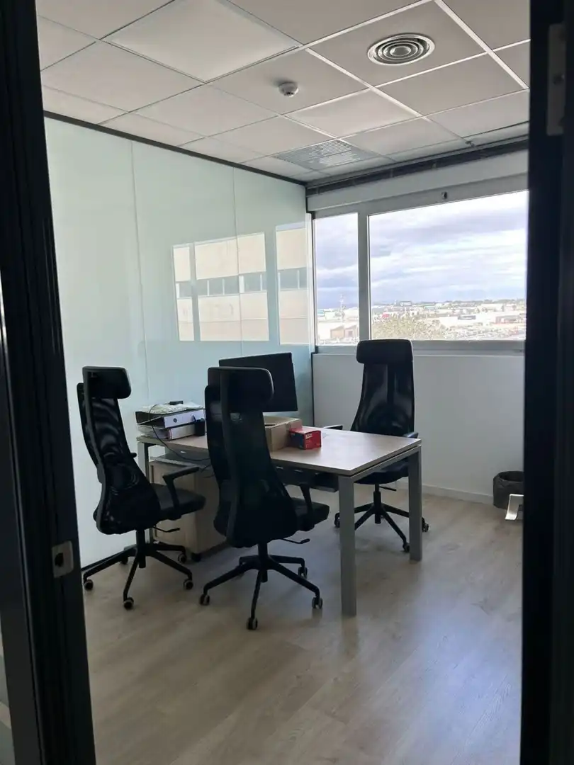 Industrial building to rent in Fuente del Jarro, imagen 5