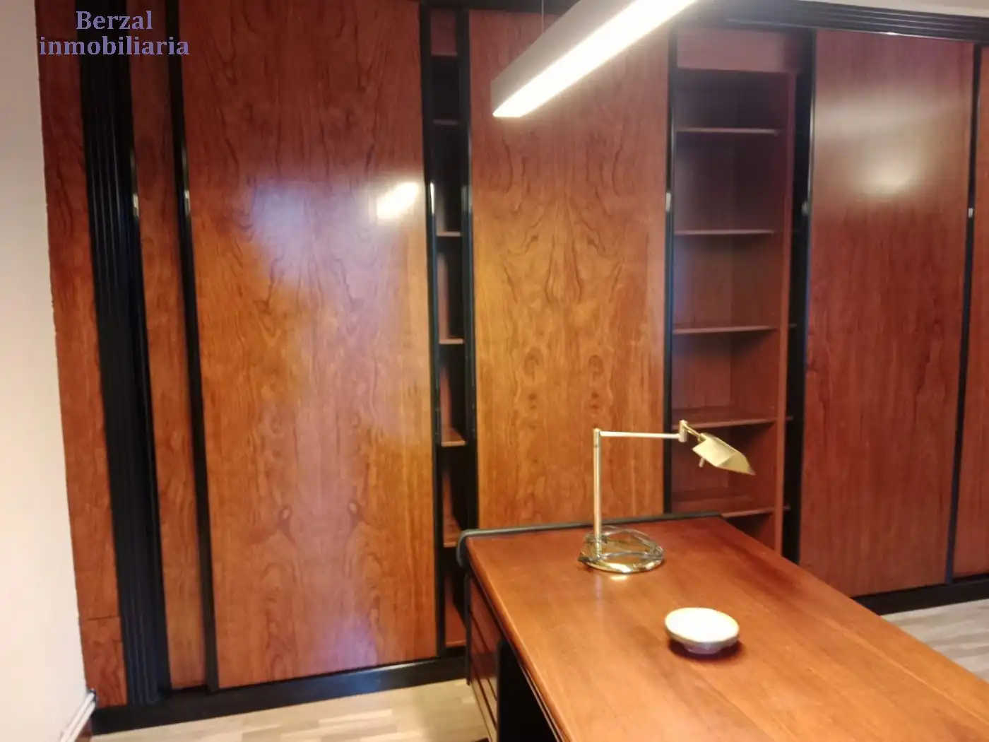 Office for rent in  Logroño  with Air Conditioner, Heating and Furnished