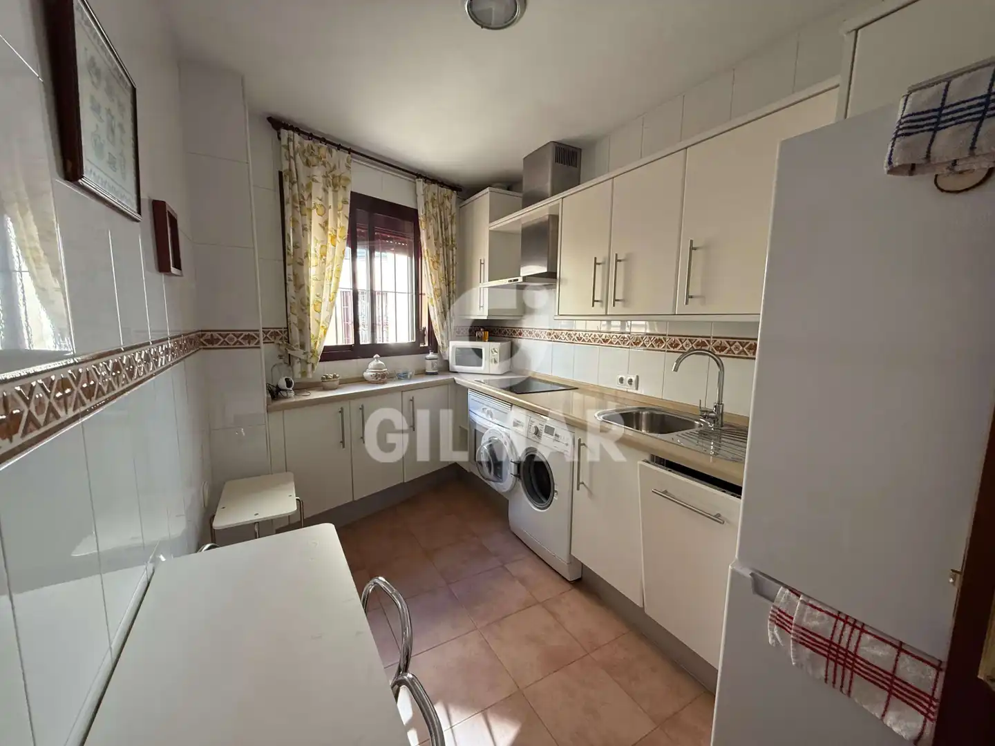 Kitchen of Flat for rent in Sevilla  with Air Conditioner, Heating and Terrace