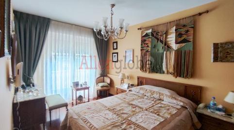 Foto 5 de Casa adosada en venda a Calle Los Abetos, Llanera, Asturias