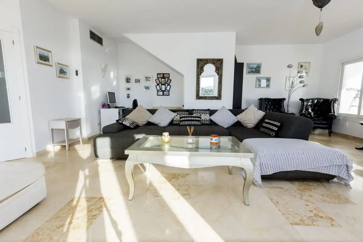 Casa amb piscina en venda a El Faro de Calaburra - Chaparral, imagen 3