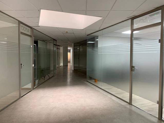 Oficina en Alquiler en Avinguda Enric Valor, 3 en El Castell