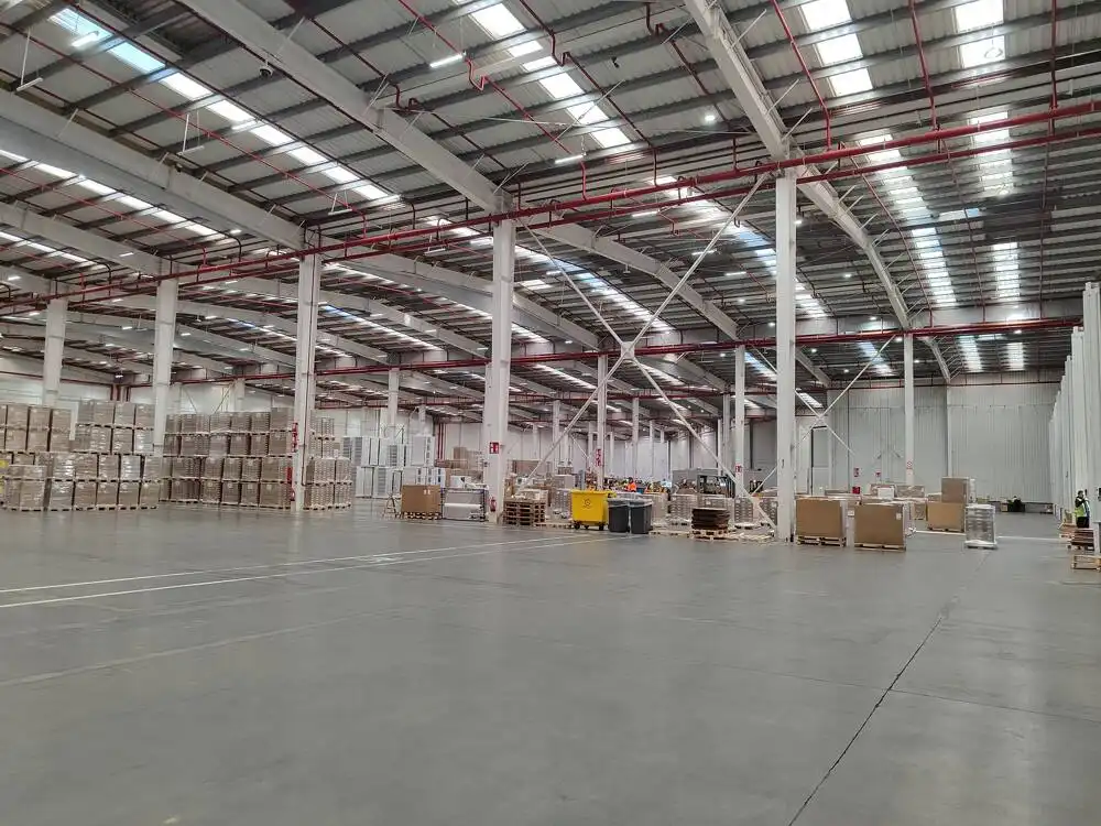 Fabrikhallen zur Miete in Cabanillas del Campo