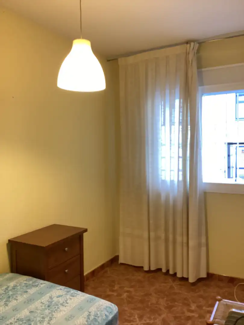 Habitación de Piso en venta en Madrid con Trastero y Amueblado
