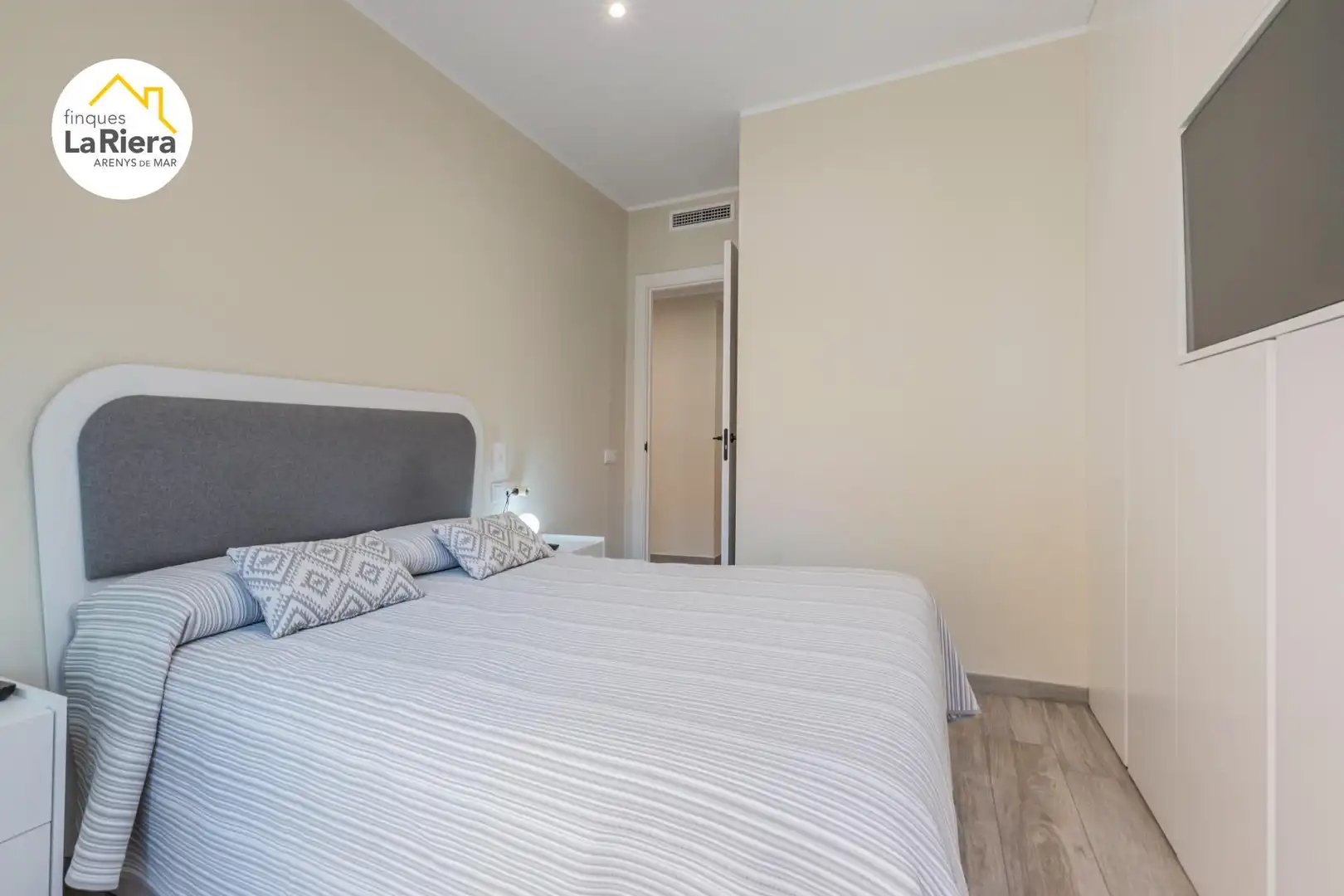 Habitación de Piso en venta en Arenys de Mar con Calefacción, Amueblado y Balcón