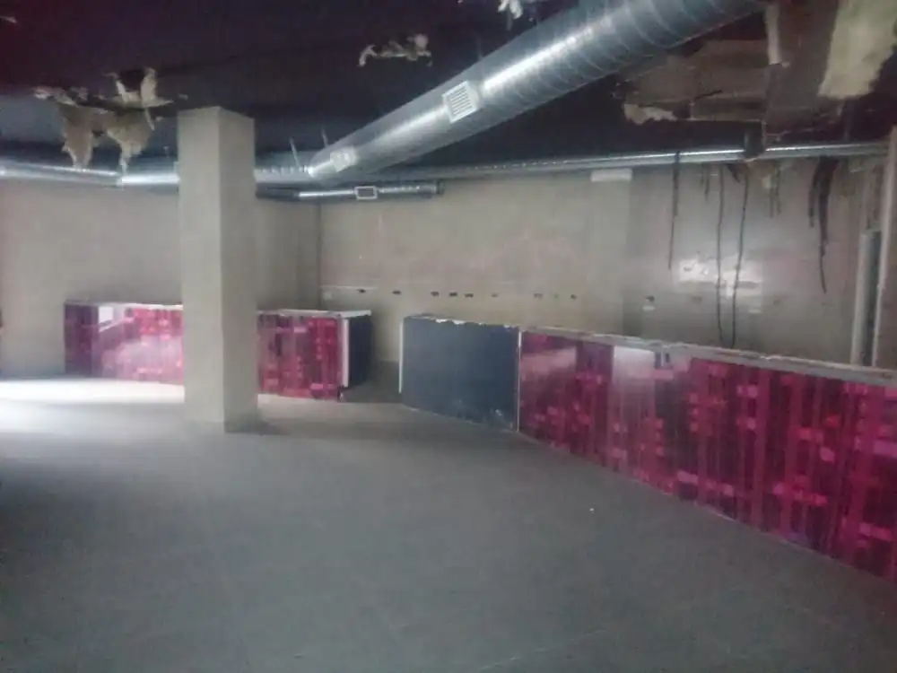 Garaje en venta en Huelma