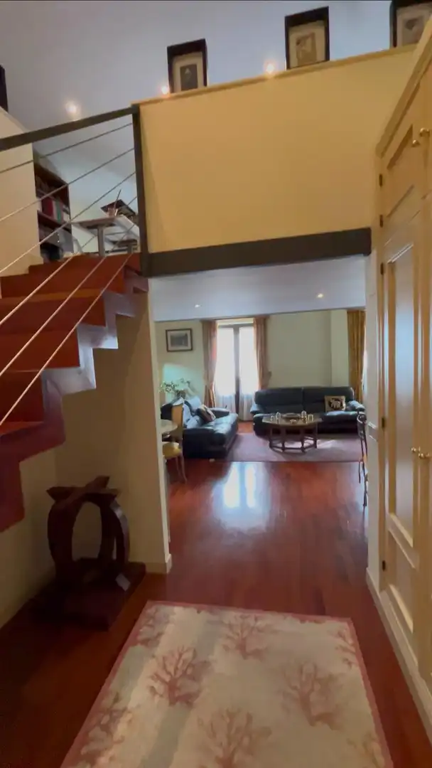 Flat with terrace for sale in Calle de Relatores 6, imagen 2